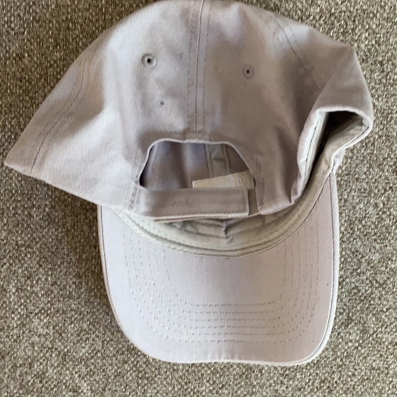 Football hat - Picture 3 of 4